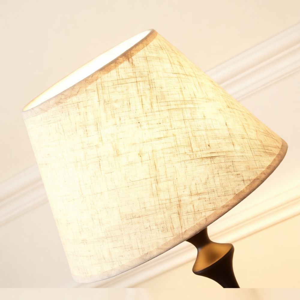 Lámpara de mesa de estilo retr - Solar Lamp reseña y precio